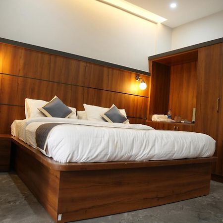 Sarvam Residency Ξενοδοχείο Σαγκάρ Εξωτερικό φωτογραφία